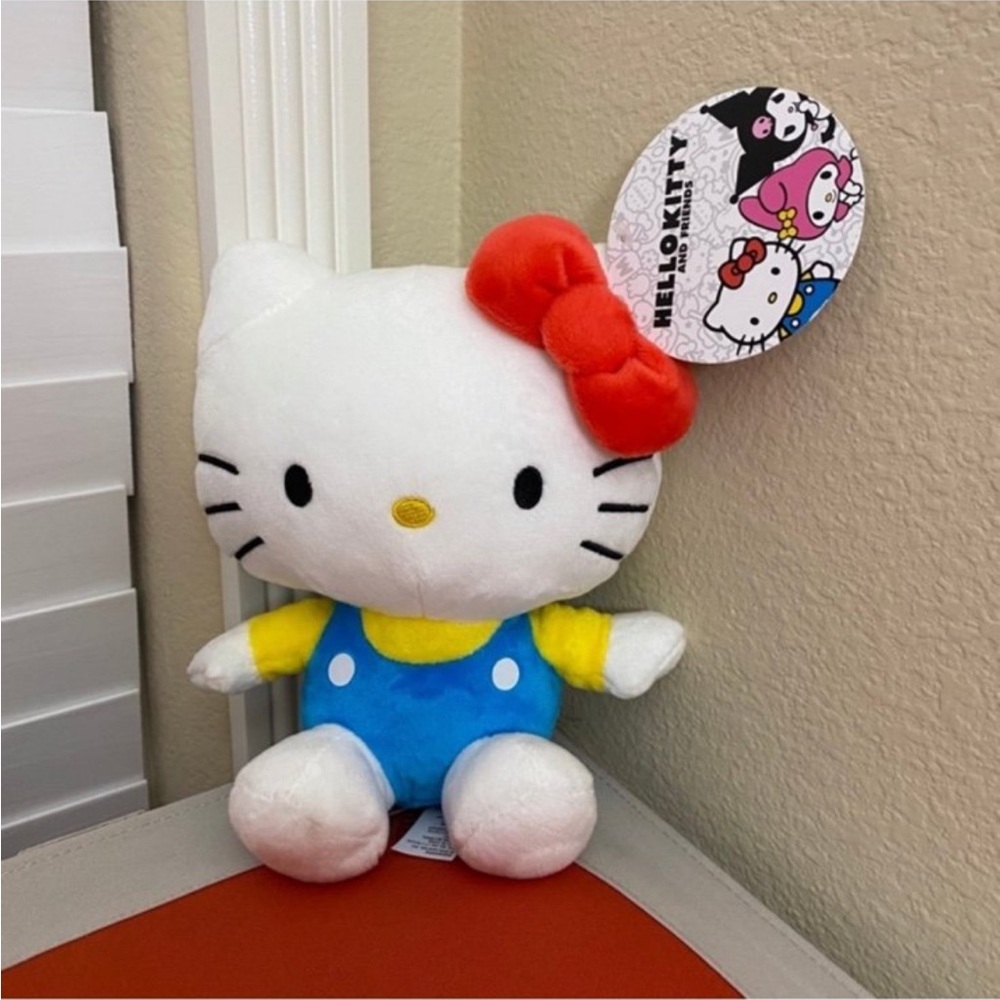 Hello Kitty Bundle - Picture 4 of 8